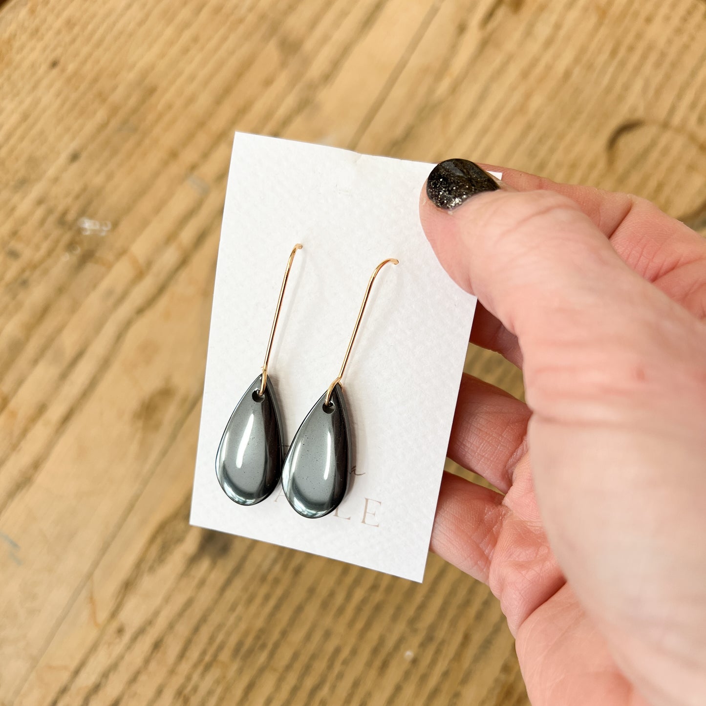 Boucles d'oreilles goutté Hématite