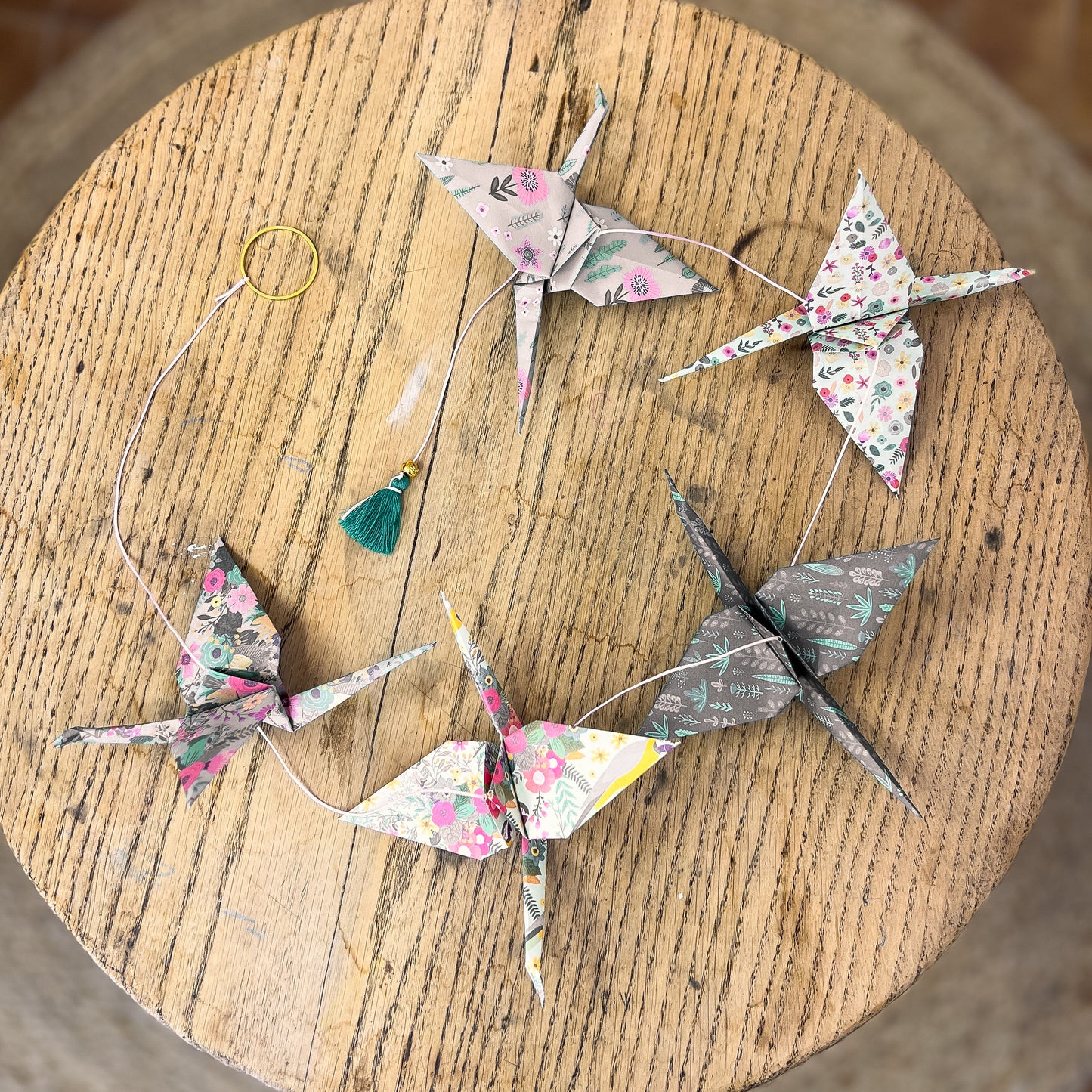 Origami garland 5 birds