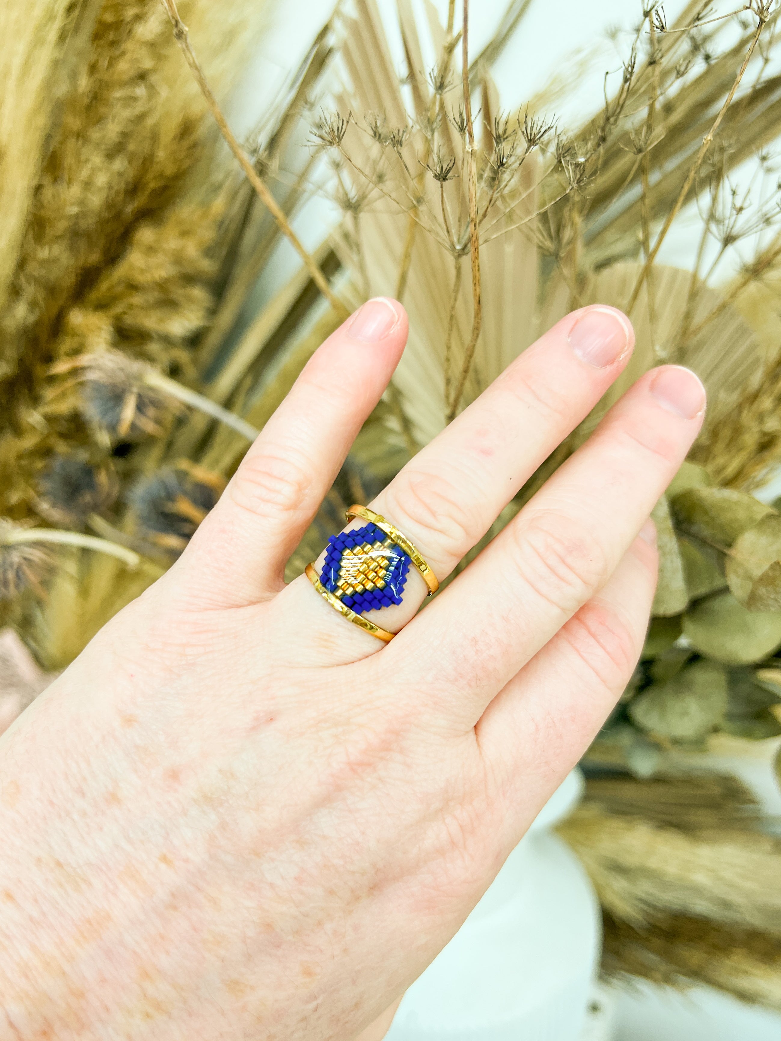 Bague Art Nouveau Réglable - Émail Bleu Pâle Et Fausse Perle, Doré Antique, Modèle SC51