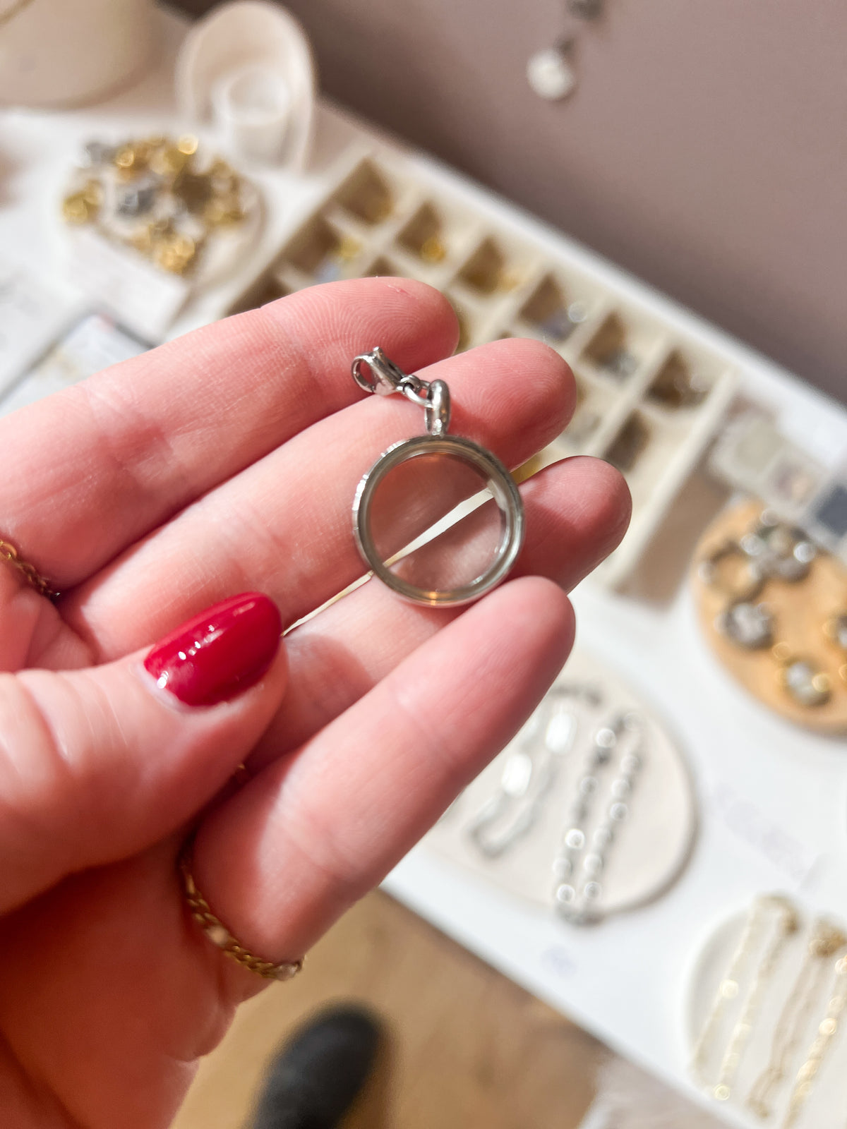 Médaillon capsule souvenirs