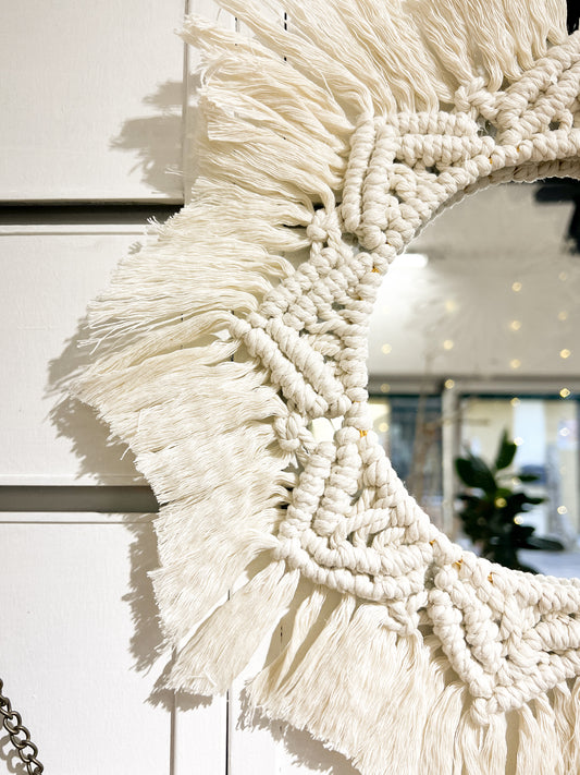 Miroir mural en macramé
