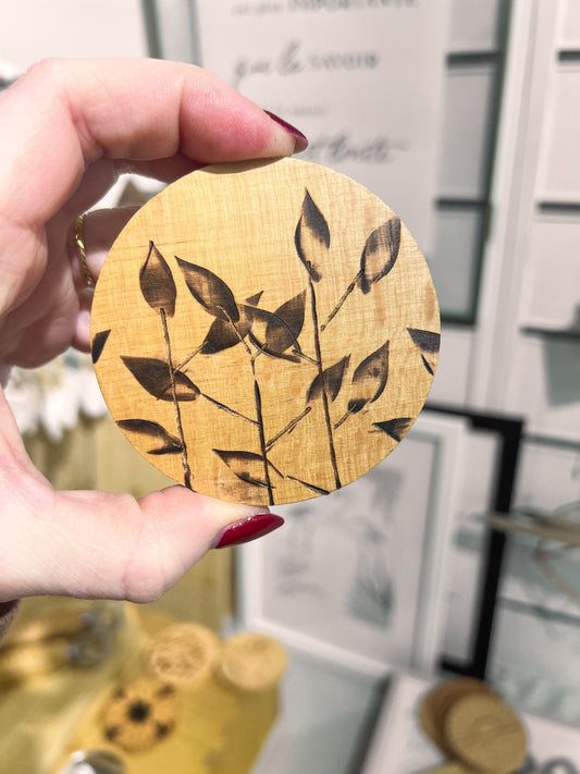 Miroir de poche en bois avec décoration pyrogravure