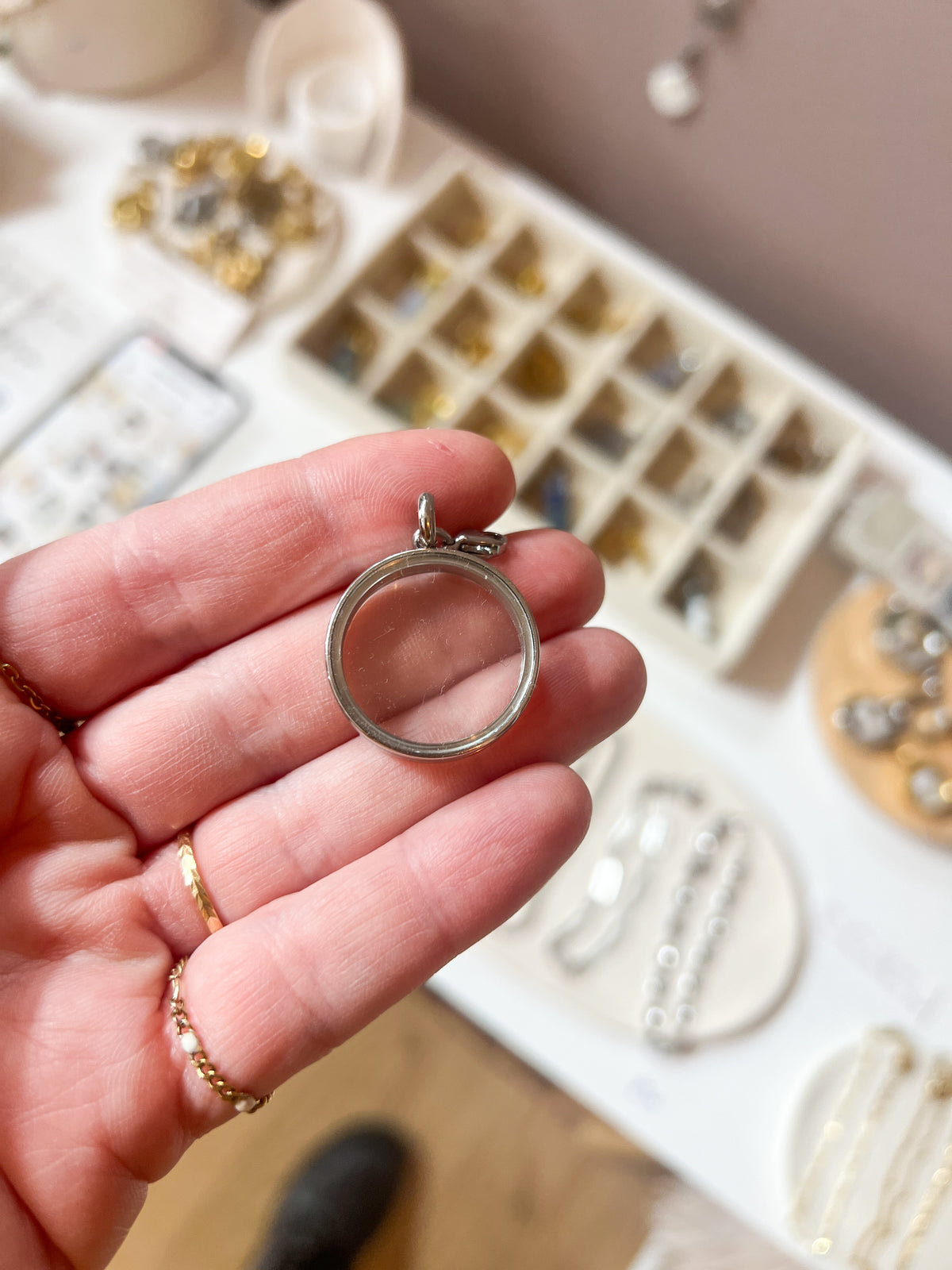 Médaillon capsule souvenirs