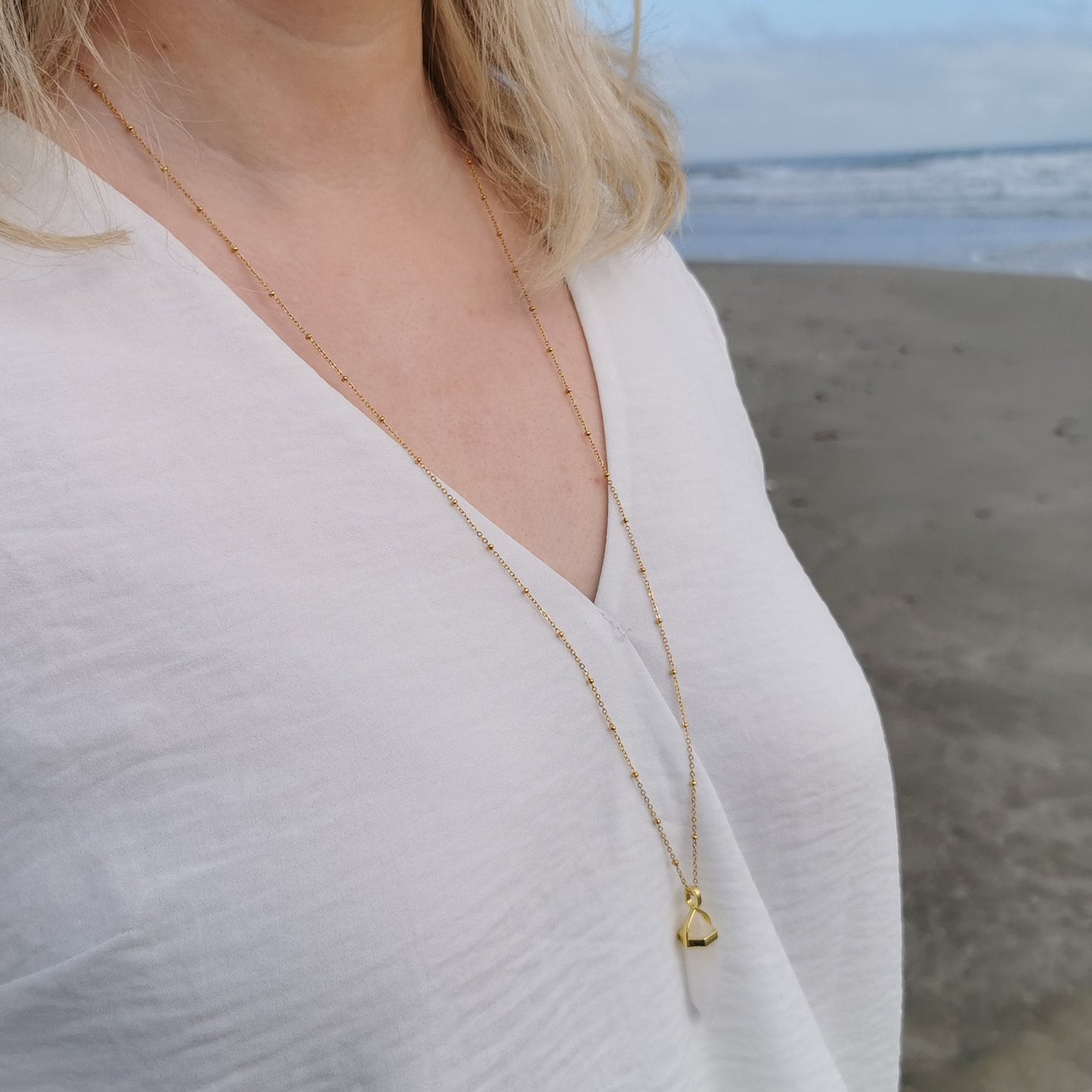 Calypso Rose Quartz Necklace